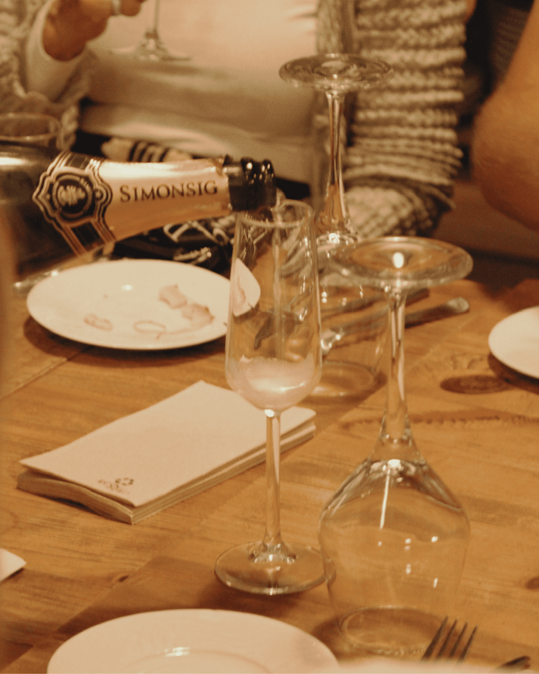Guests tasting Simonsig sparkling wine